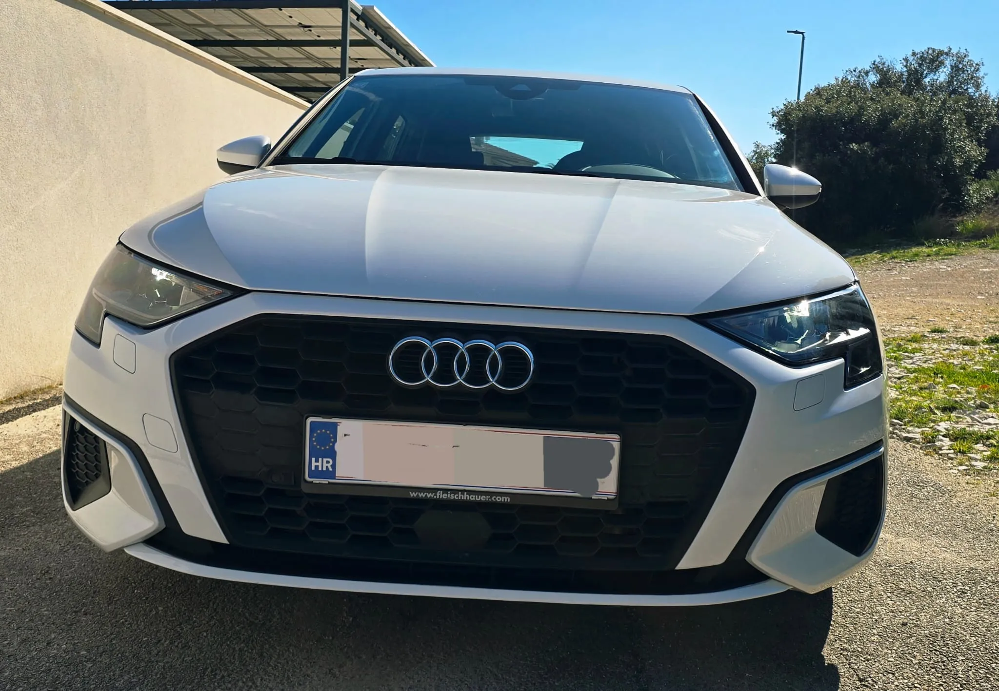 audi a3 40 tfsie automatik phev (bezin+struja) - slika 9