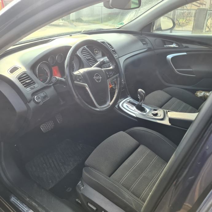 opel insignia karavan 2,0 cdti sport - slika 5