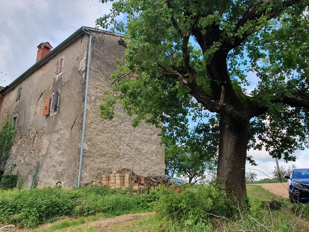 vižinada, imanje s kućom od 180 m2 i zemljištem 35380 m2, kop-740 - slika 6