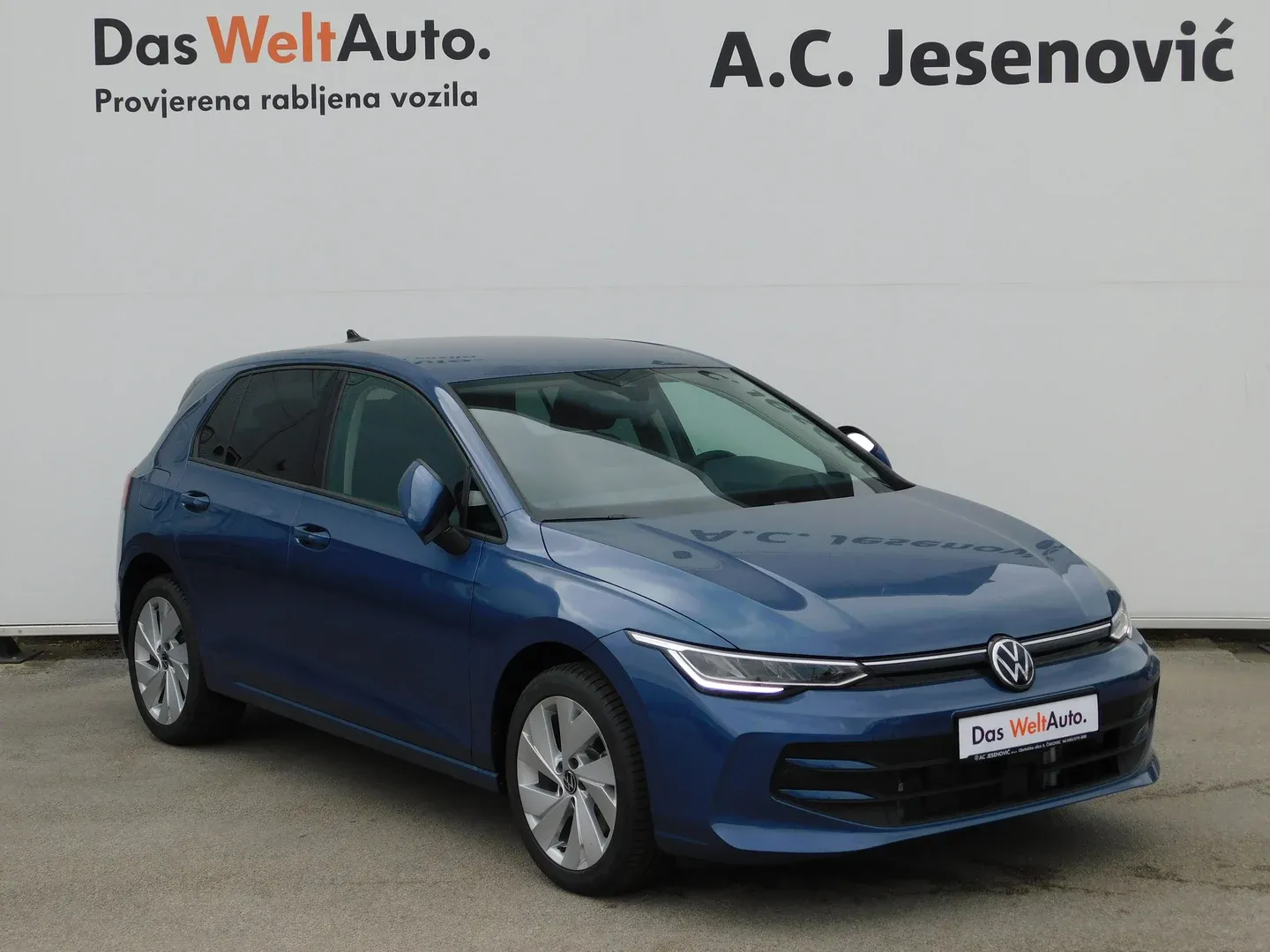12829 volkswagen golf 1.5 tsi ehybrid dsg life plus - slika 3