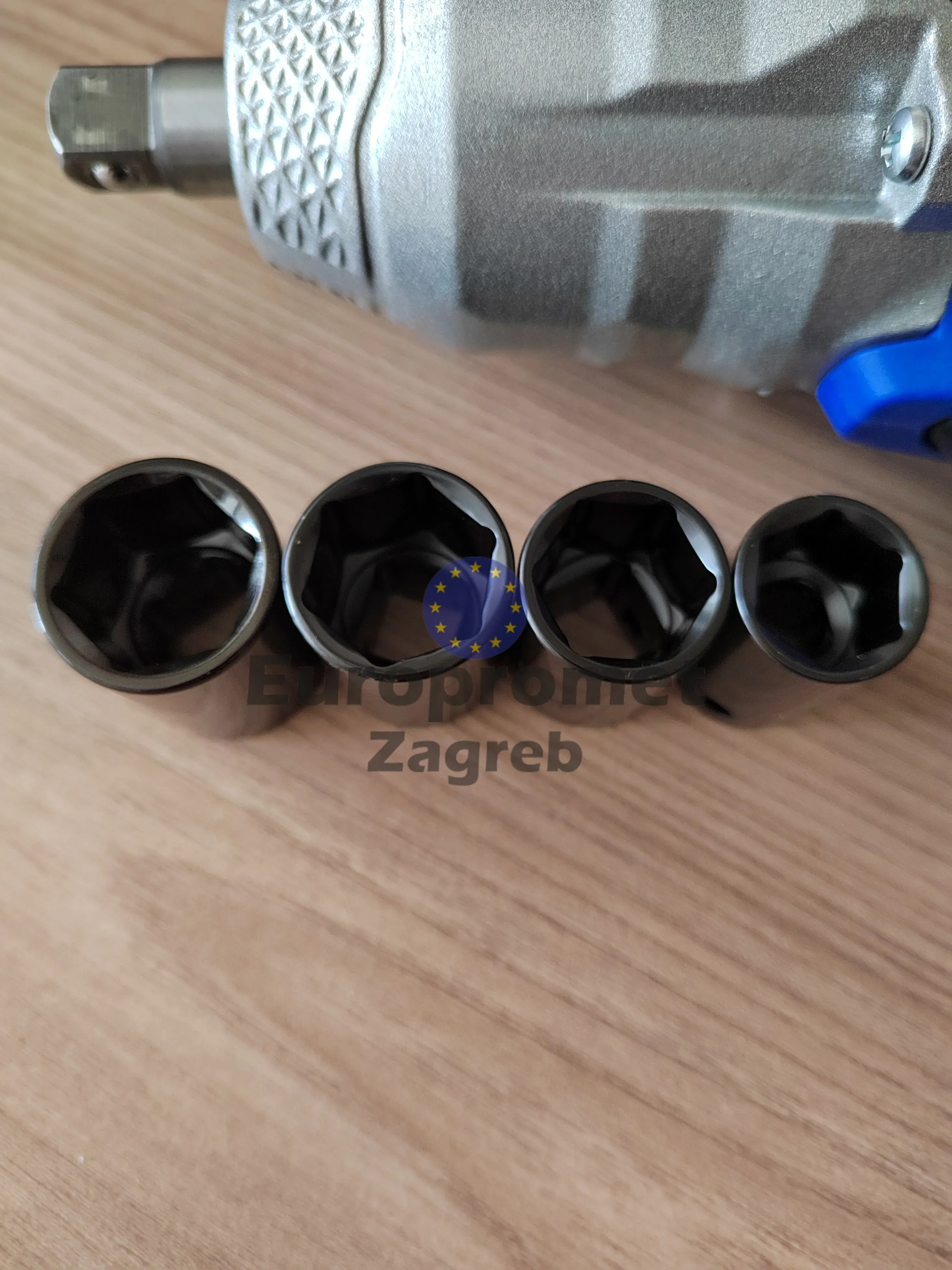 električni udarni odvijač 1/ 2” 4 gedore u kompletu - slika 4