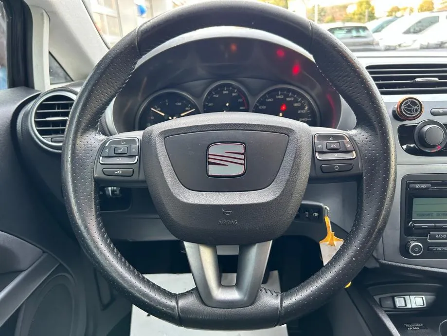 seat leon 1.4 tsi - 140000km - 2010 - servis - garancija - reg 1 god - slika 11