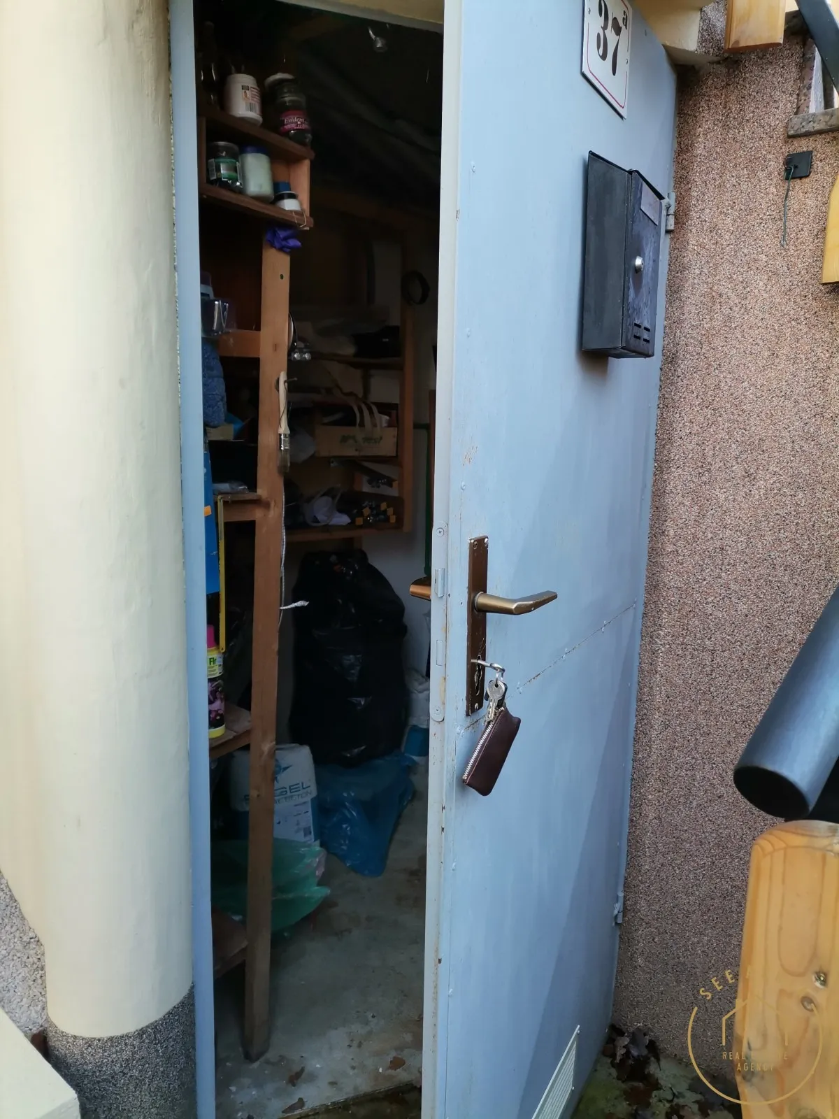 dvosoban stan u okolici novigrada - slika 11