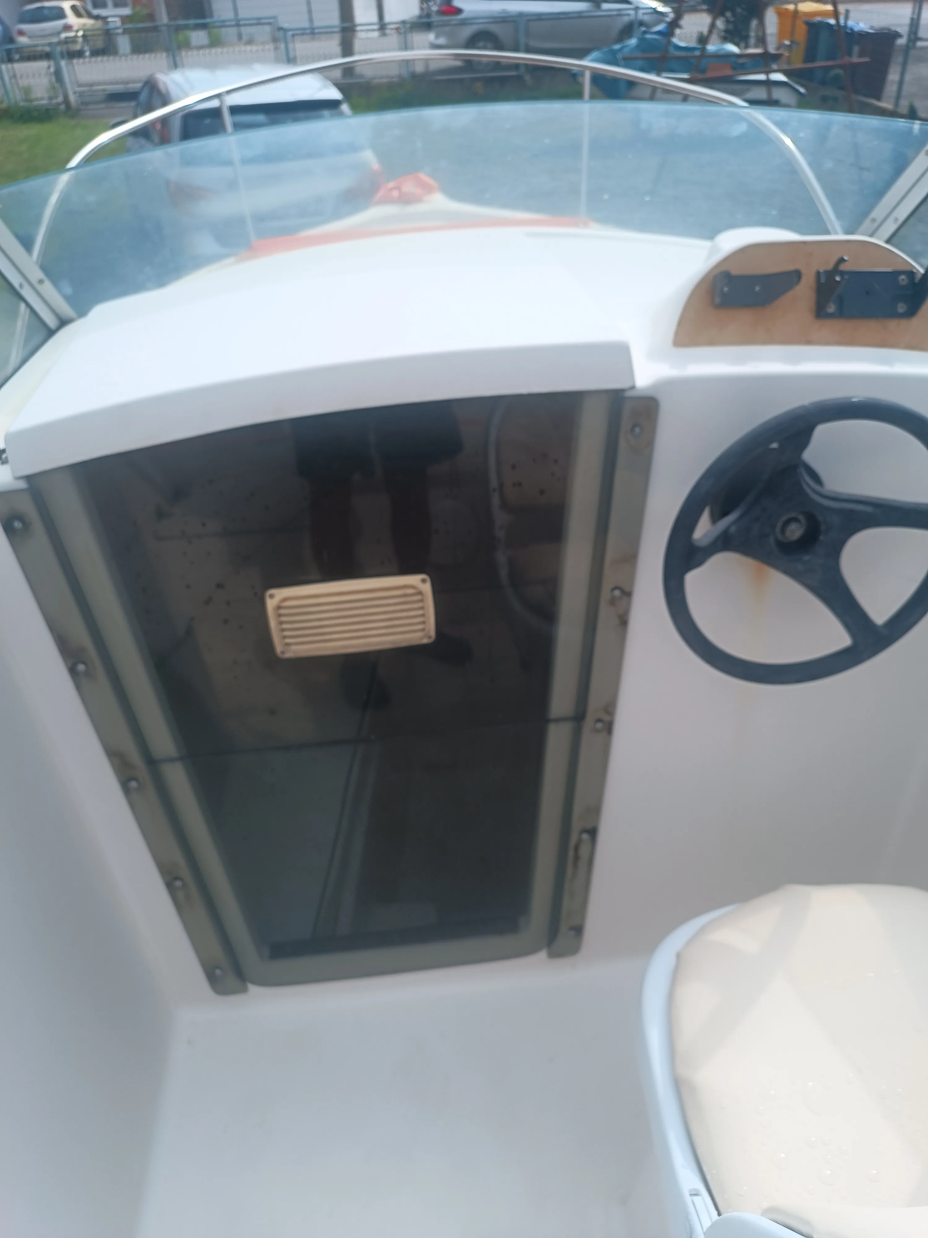 gliser sa kabinom quicksilver-cabin, motor mercury 40 ks, 8.998eu, zg. - slika 9