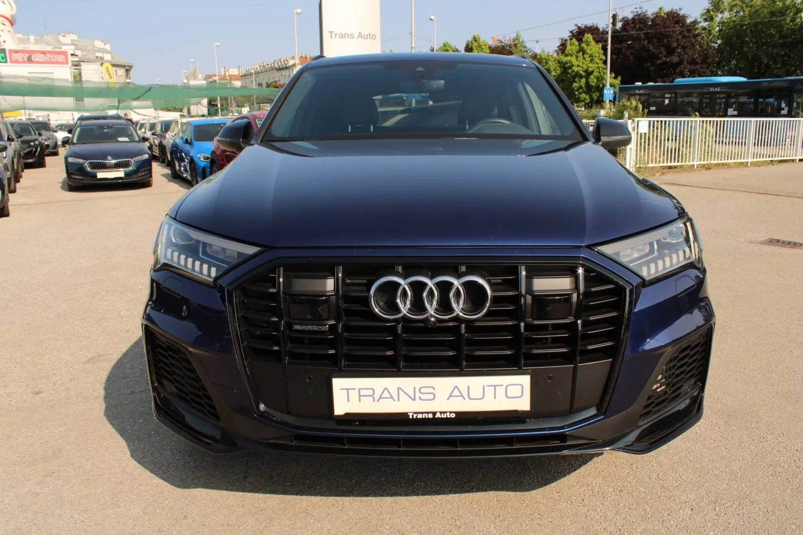 audi q7 60 tfsie quattro s-line *led, navigacija, kamera* reg 2/27 - slika 2