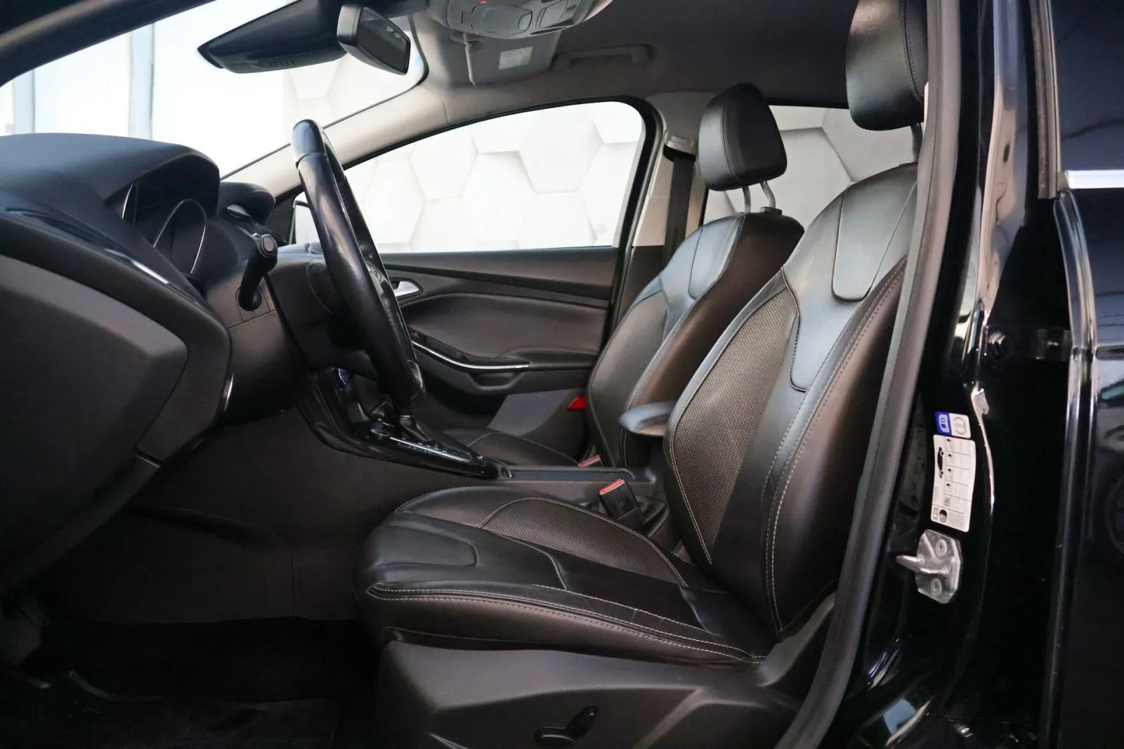 ford focus 1.5tdci powershift titanium 120km navi kamera - slika 19