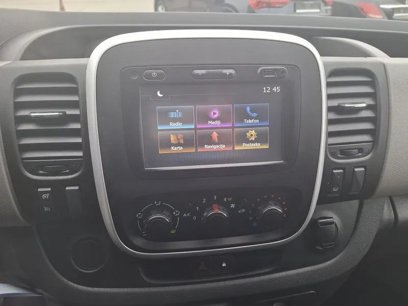 renault trafic 1.6 dci*klima*navigacija*kuka za vuču* - slika 14