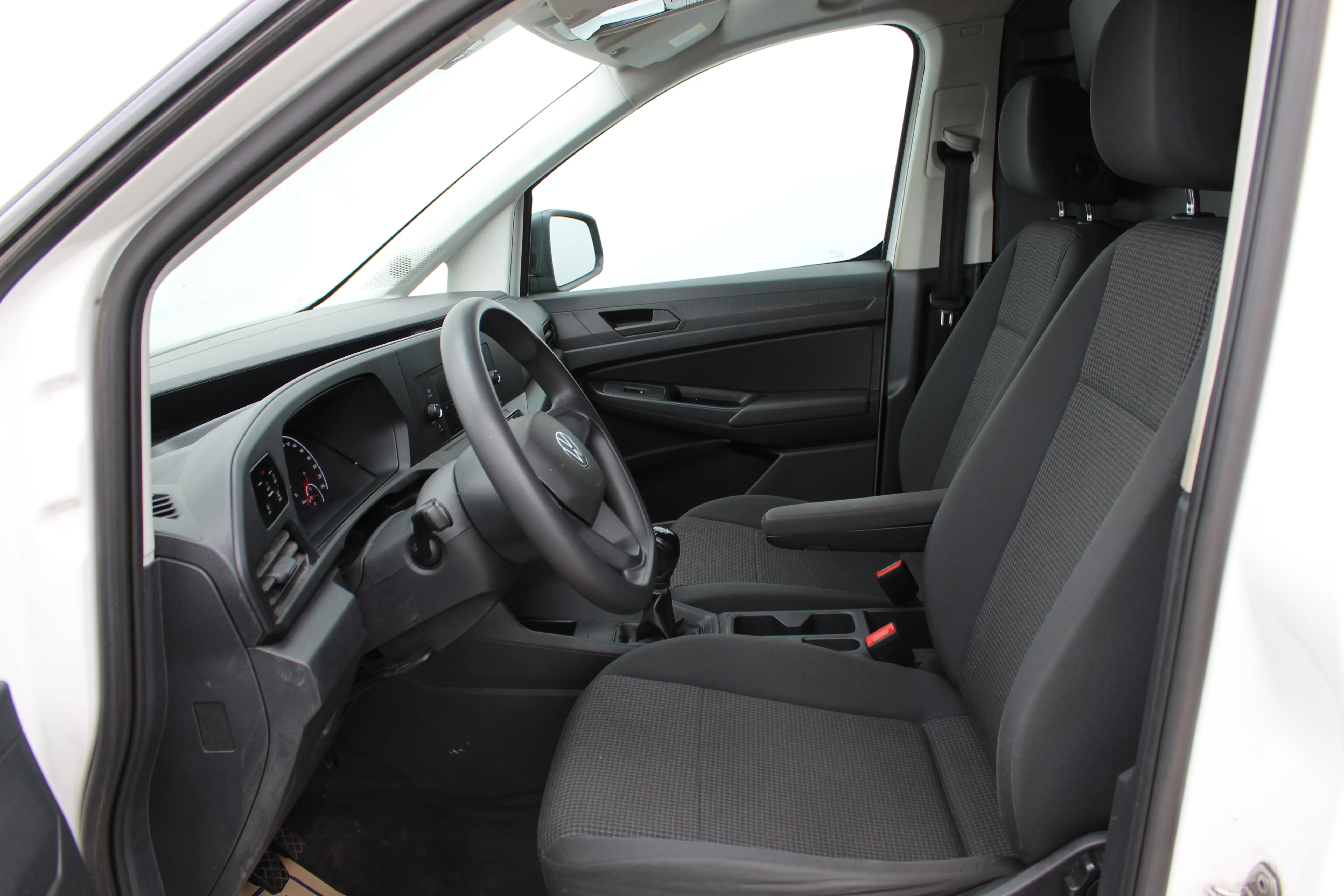13224 vw caddy cargo maxi 2.0 tdi - slika 7