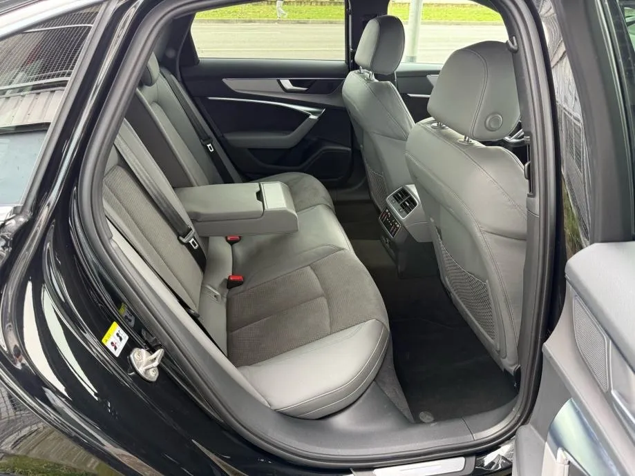 audi a6 40 tdi s-tronic s-line °virtual°alcantara°matrix°kamera°alu 20 - slika 13