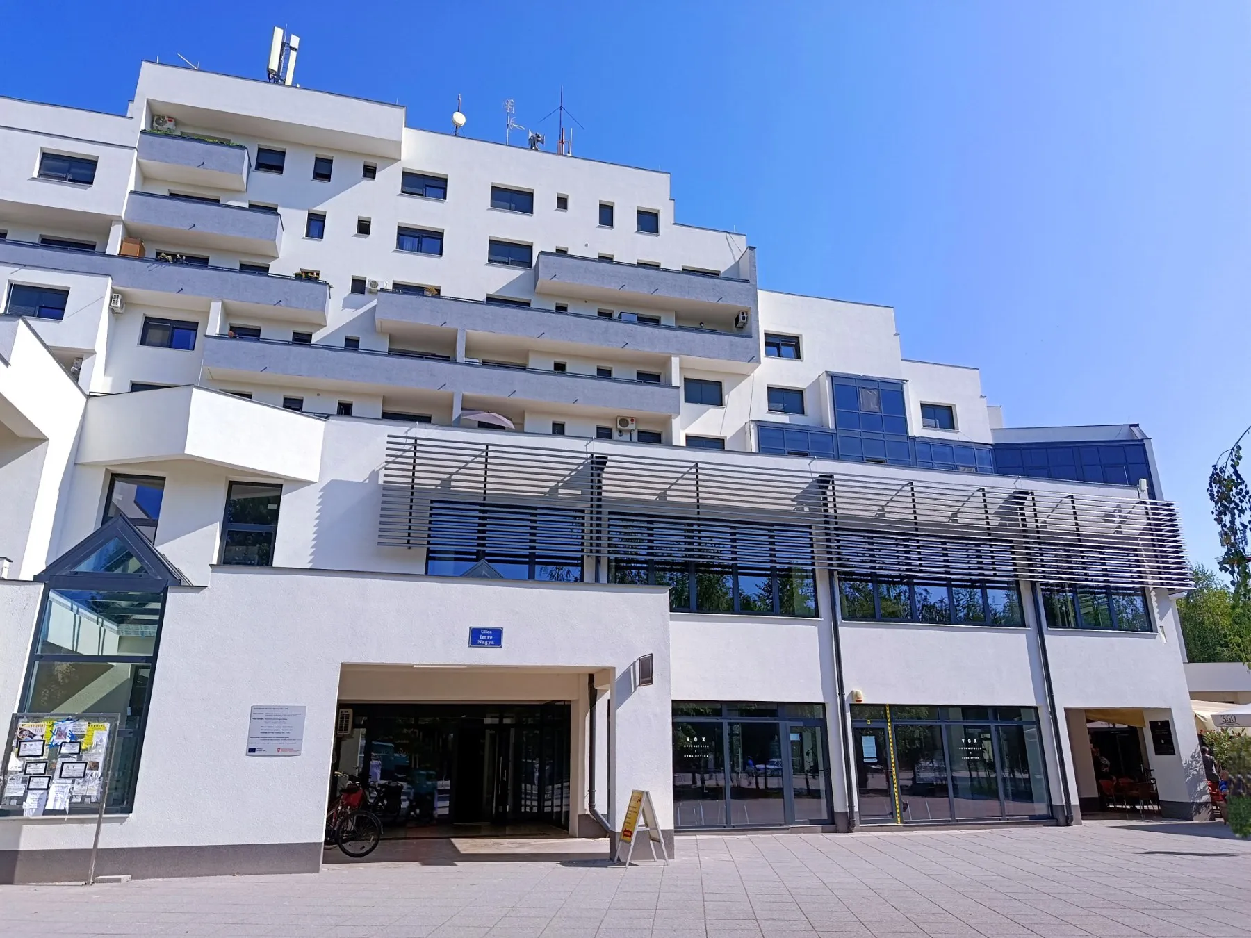 p r i l i k a !! beli manastir,strogi centar : poslovni prostor 186 m² - slika 4