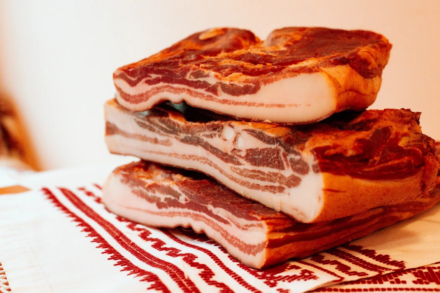 Debela leđna slanina s pečenicom - Ivankovo