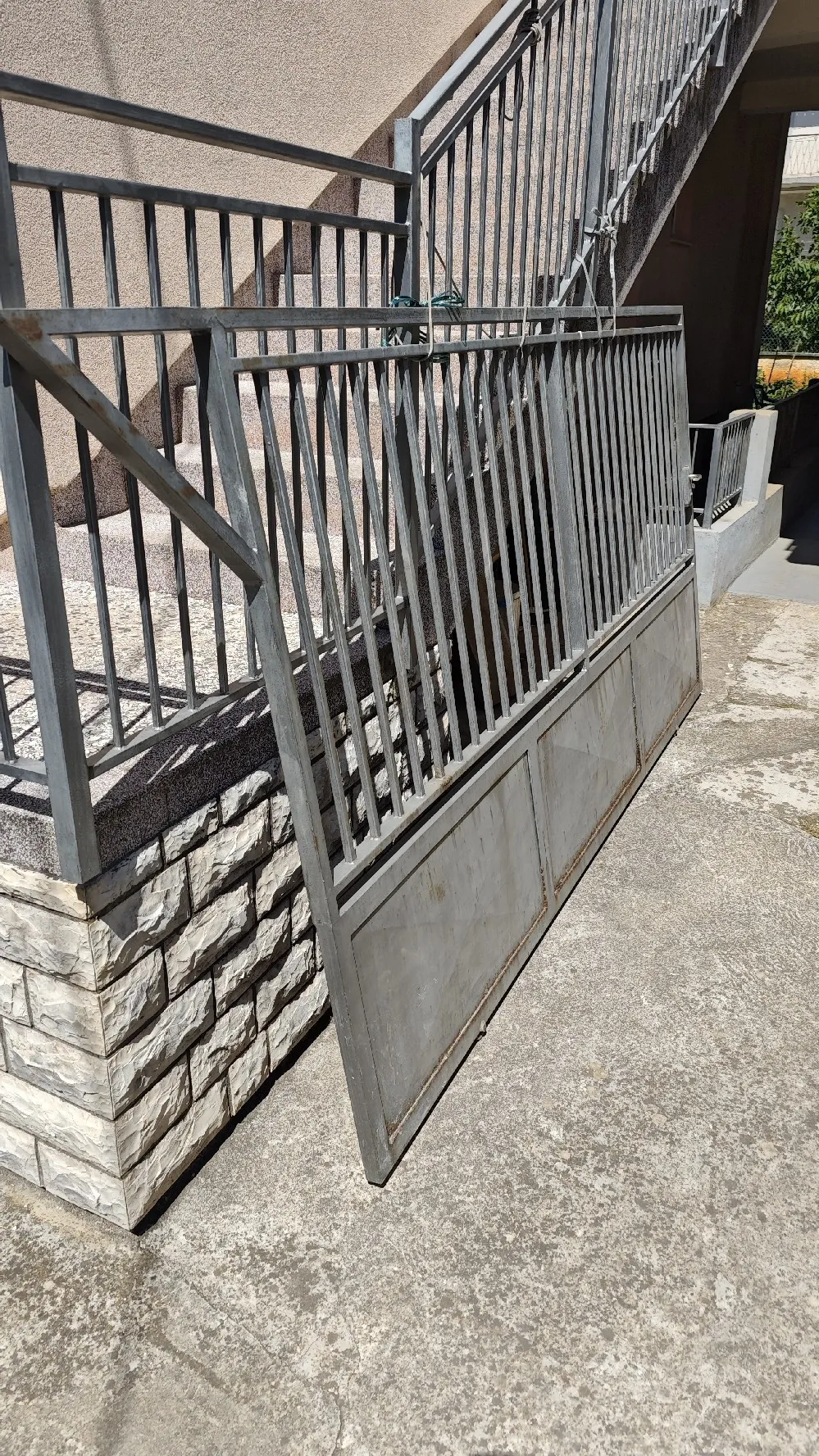 metalna vrata 3m x 160cm - slika 2