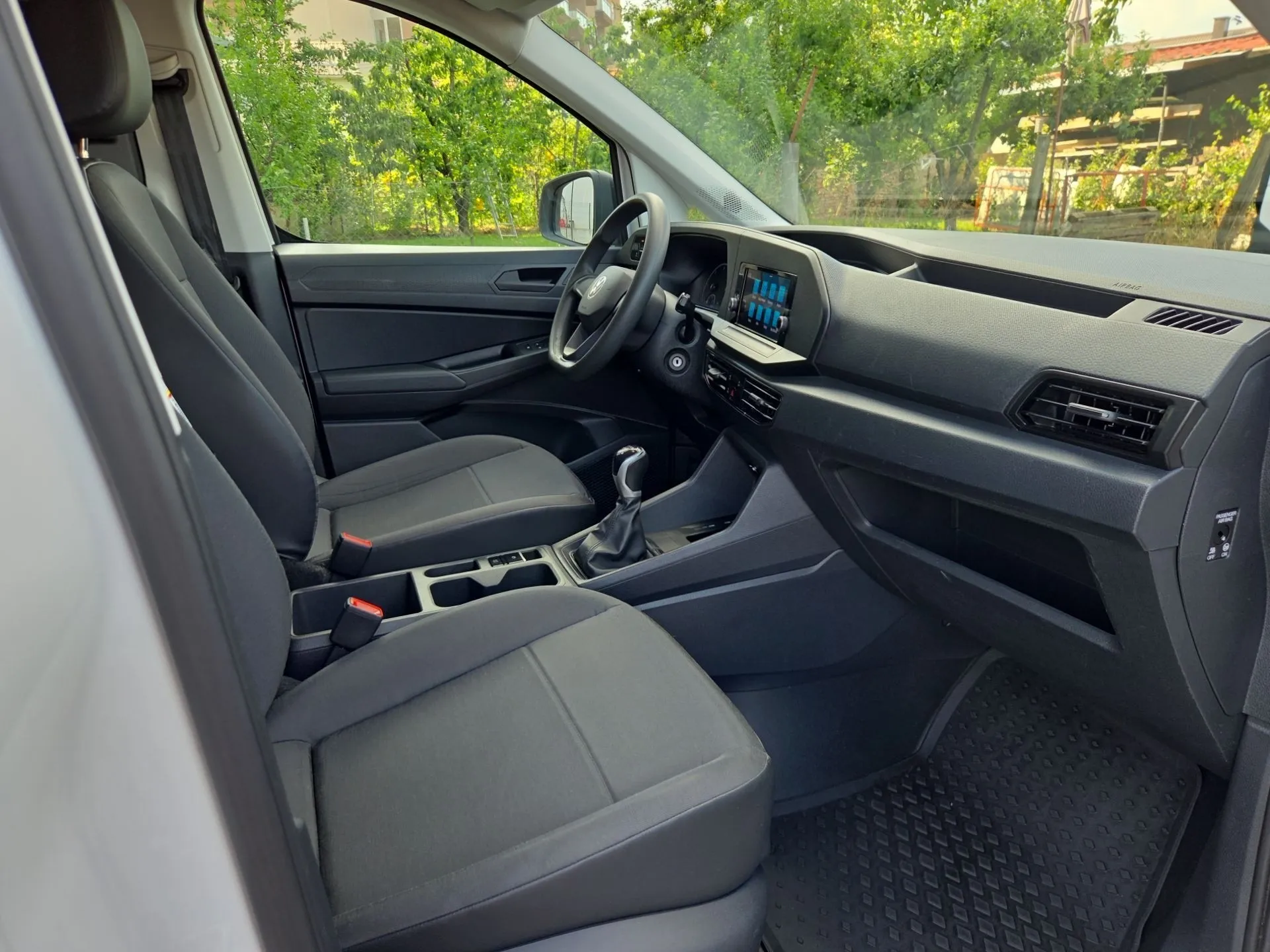 volkswagen caddy 2.0 tdi 75kw 15150+pdv - slika 17