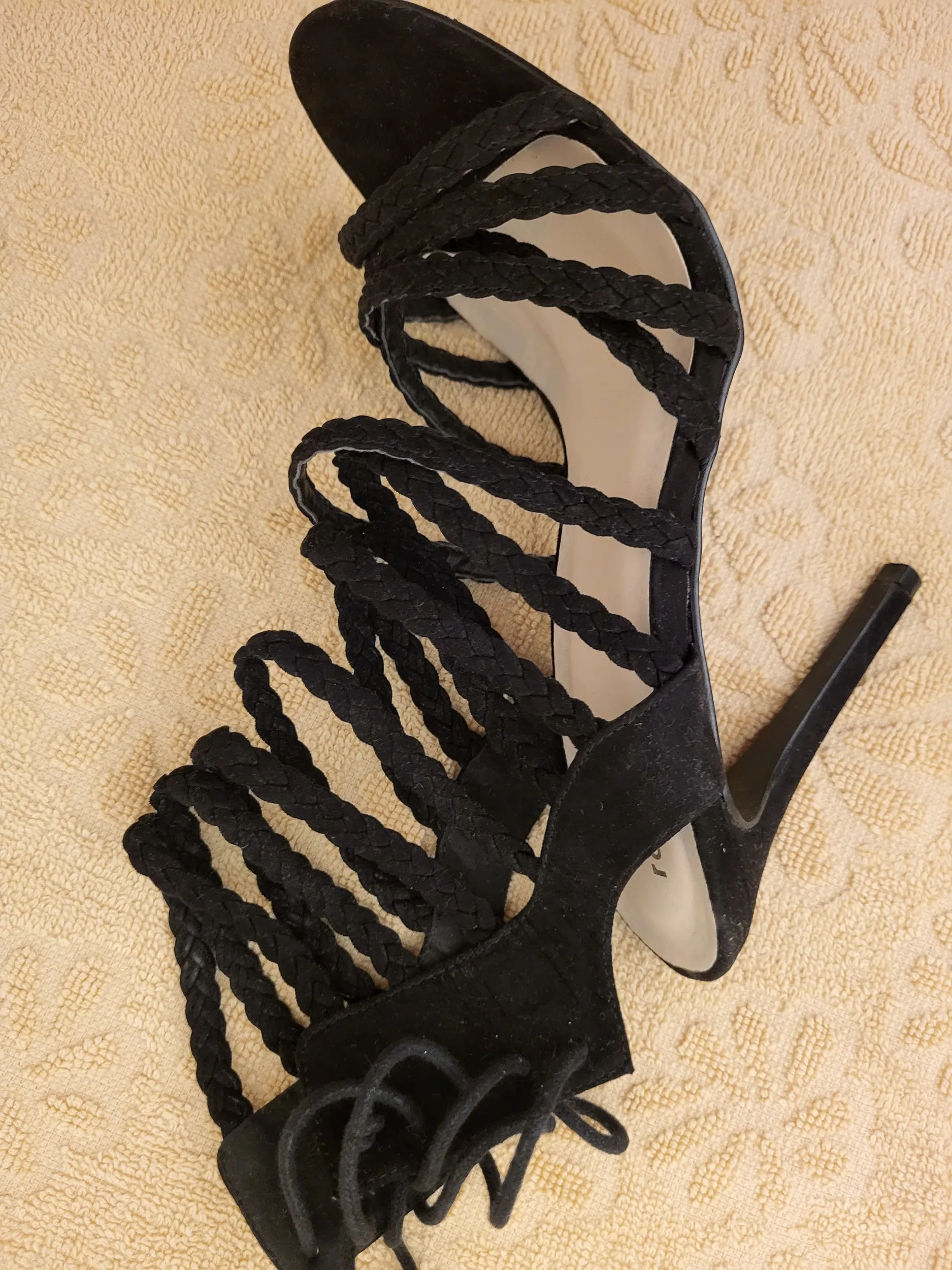 nove crne sandale roberto - slika 2