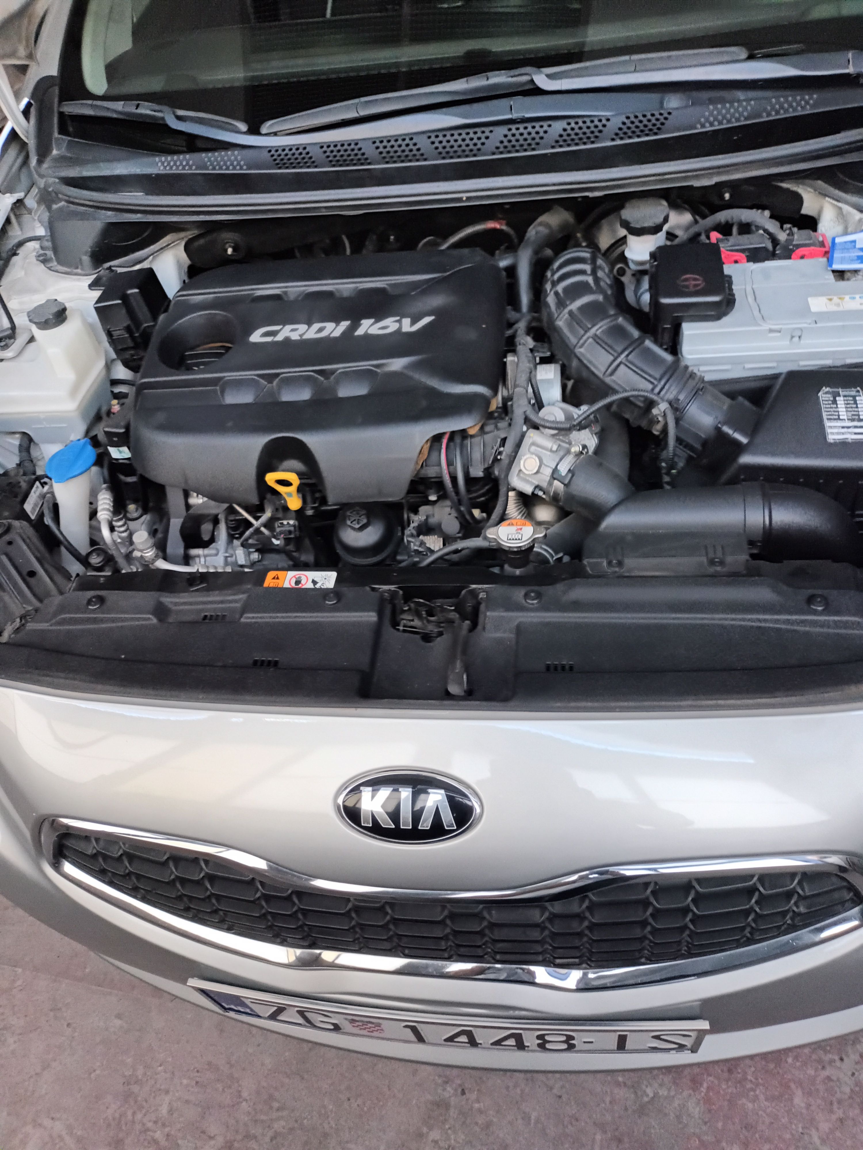 kia ceed 1,4 crdi 66kw 2015 godina reg.28.02.27.7000e,cijena fiksna. - slika 5