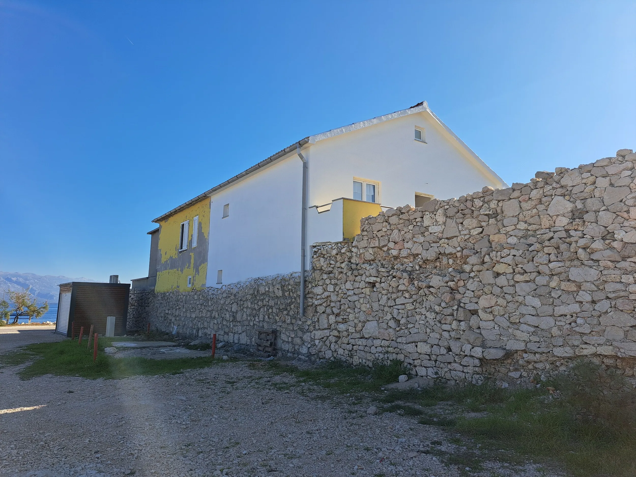 ražanac 20km zadar - kuca prvi red do mora s panoramskim pogledom - slika 15