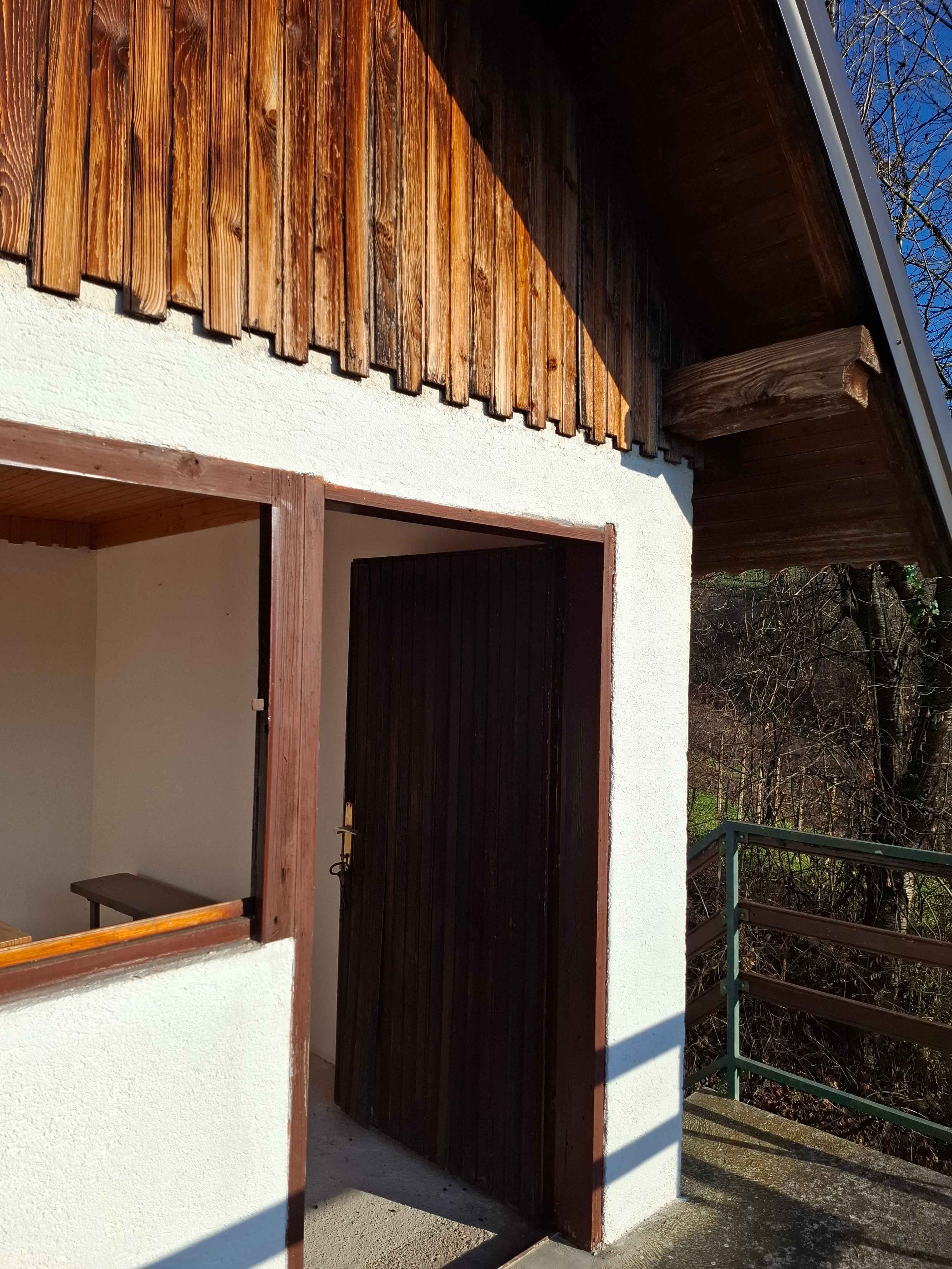 klijet sa zemljištem 710 m2 - slika 16