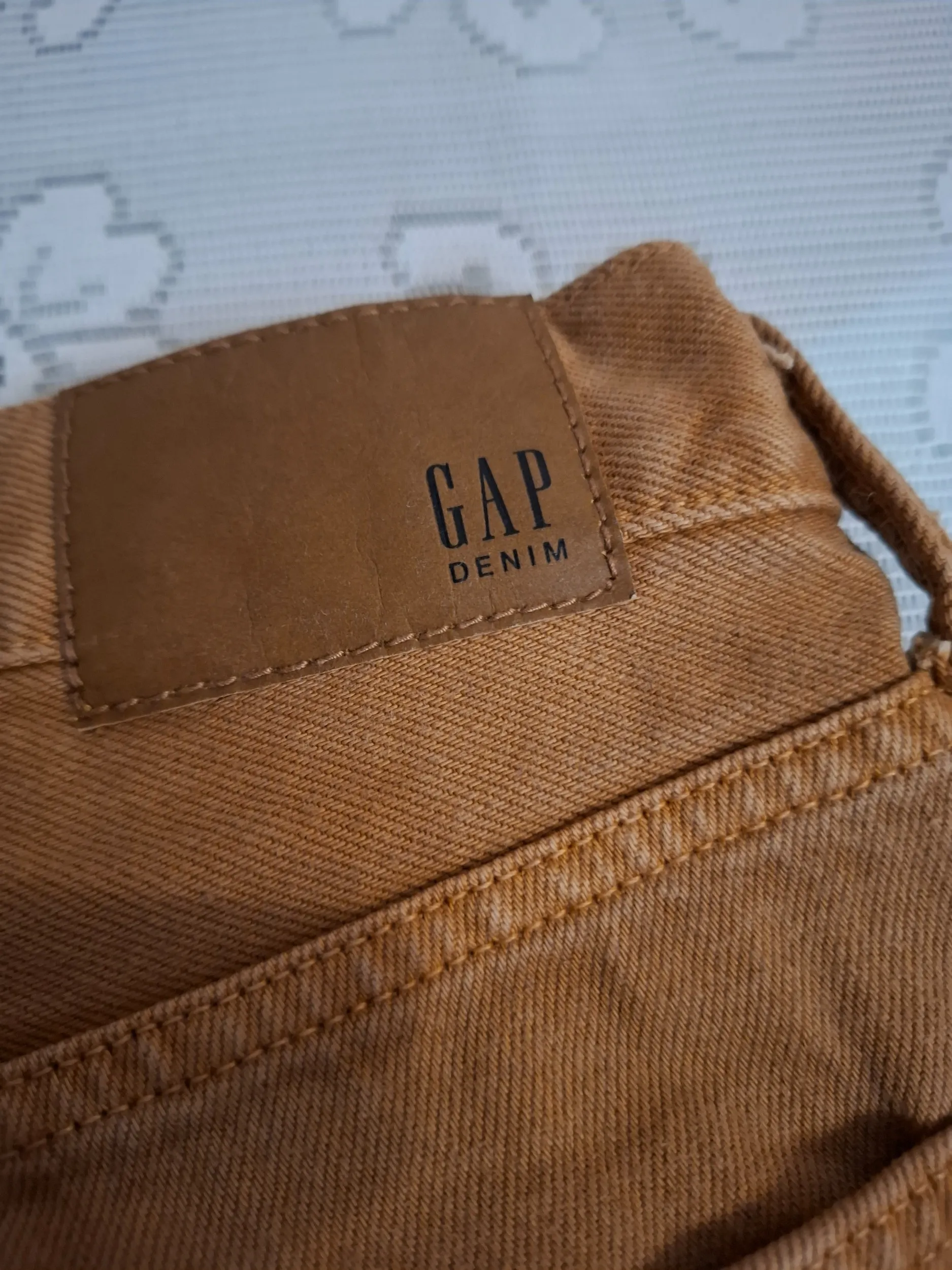 nove smeđe kratke hlače gap - slika 6