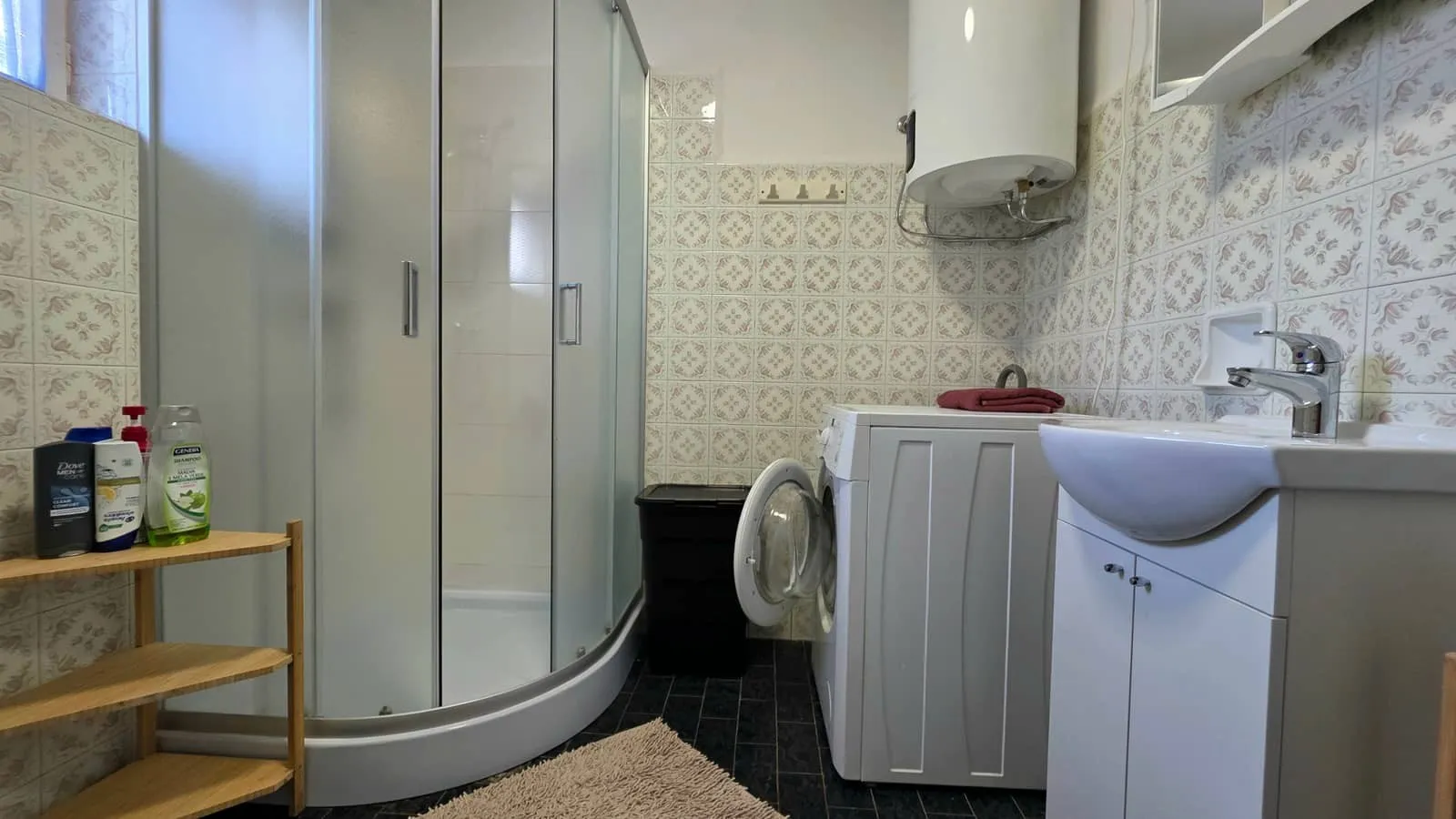 kuća od cca 110m2 na dva kata za smještaj do 6 radnika u okolici grada - slika 4