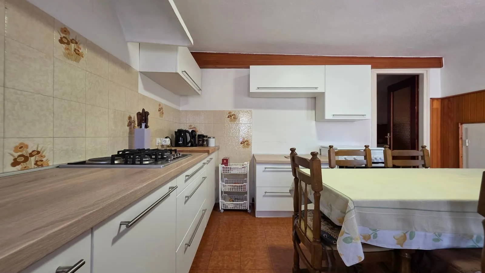 kuća od cca 110m2 na dva kata za smještaj do 6 radnika u okolici grada - slika 6