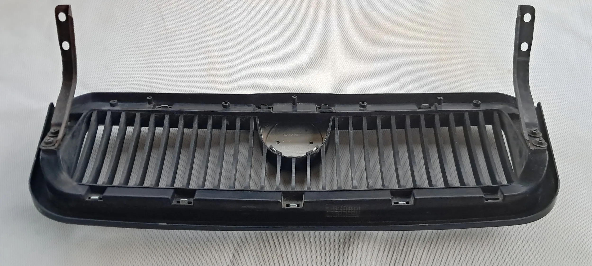 škoda octavia - maska hladnjaka (grill) - slika 2
