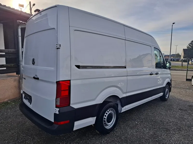 volkswagen crafter 2.0 tdi*140ks*klima*2xbočna klizna vrata* - slika 5