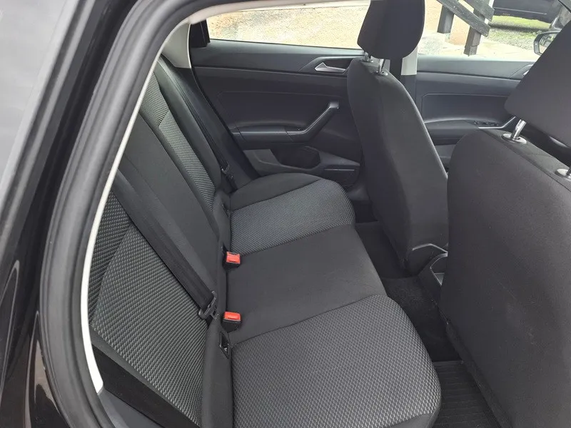 volkswagen polo 1.6 tdi *klima* - slika 9