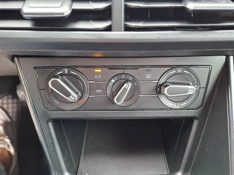 volkswagen polo 1.6 tdi *klima* - slika 12