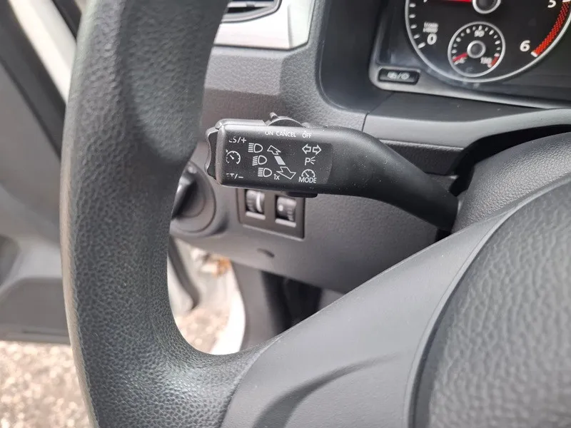 volkswagen caddy 2.0 tdi*rampa za osobe sa invaliditetom* - slika 21