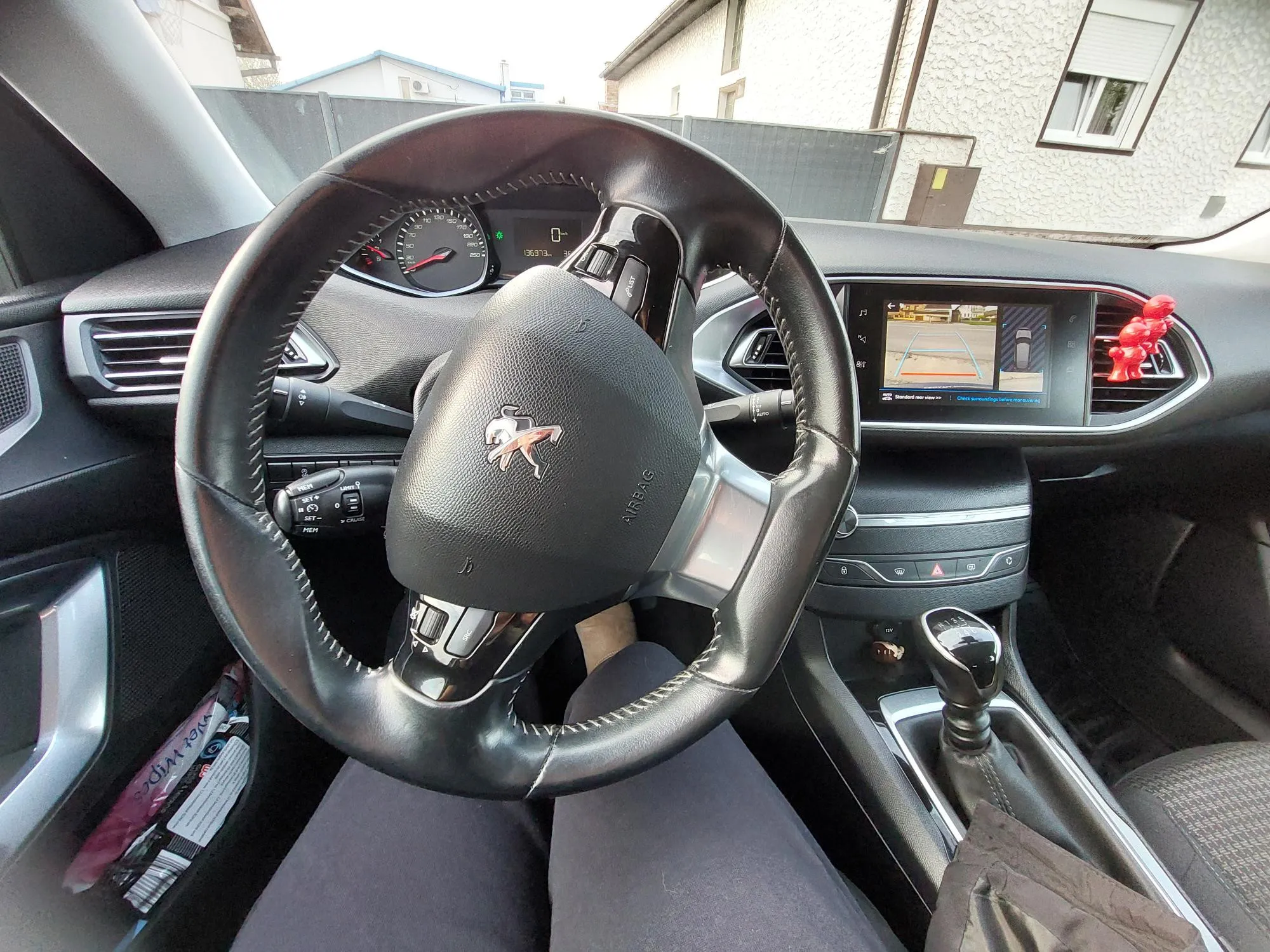 peugeot 308, 1.2 puretech, reg.2/2027/navigacija - slika 5