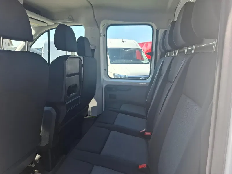 volkswagen crafter 2.0 tdi*140ks*dupla kabina*cerada*navigacija - slika 11