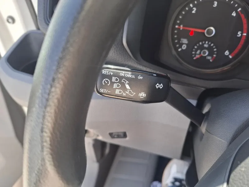 volkswagen crafter 2.0 tdi*140ks*dupla kabina*cerada*navigacija - slika 17