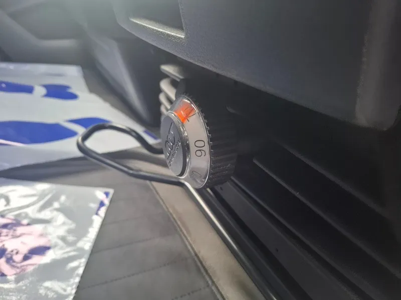 volkswagen crafter 2.0 tdi*140ks*klima* - slika 12