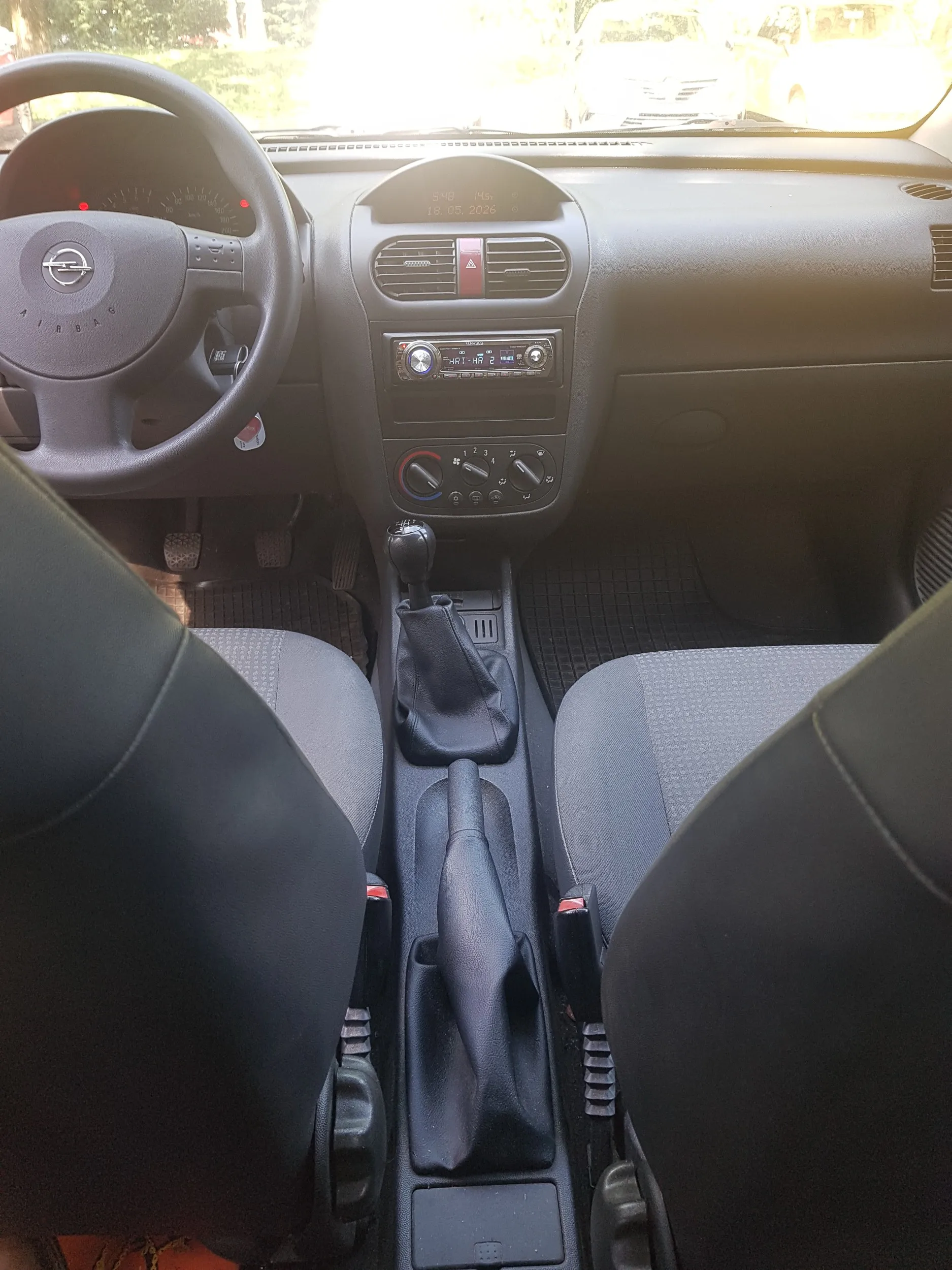 prodaja corsa c 1.2 16v - slika 8