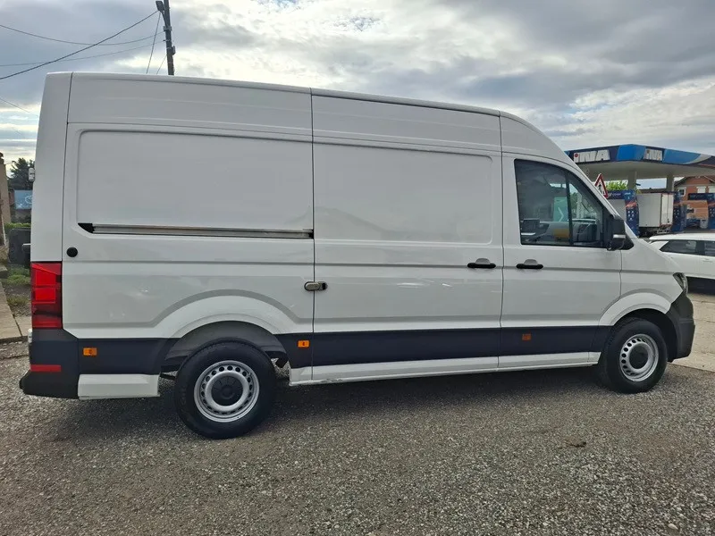volkswagen crafter 2.0 tdi*140ks*klima*park.kamera*2025.g. - slika 4