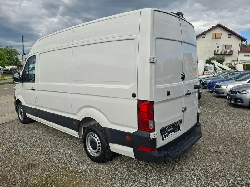 volkswagen crafter 2.0 tdi*140ks*klima*park.kamera*2025.g. - slika 9