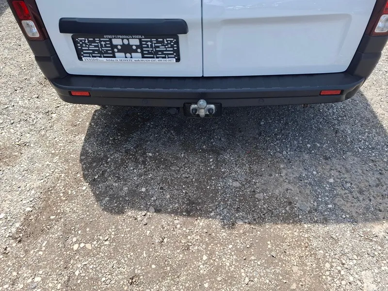 renault trafic 2.0 dci*130ks*klima*park.kamera*kuka za vuču* - slika 7
