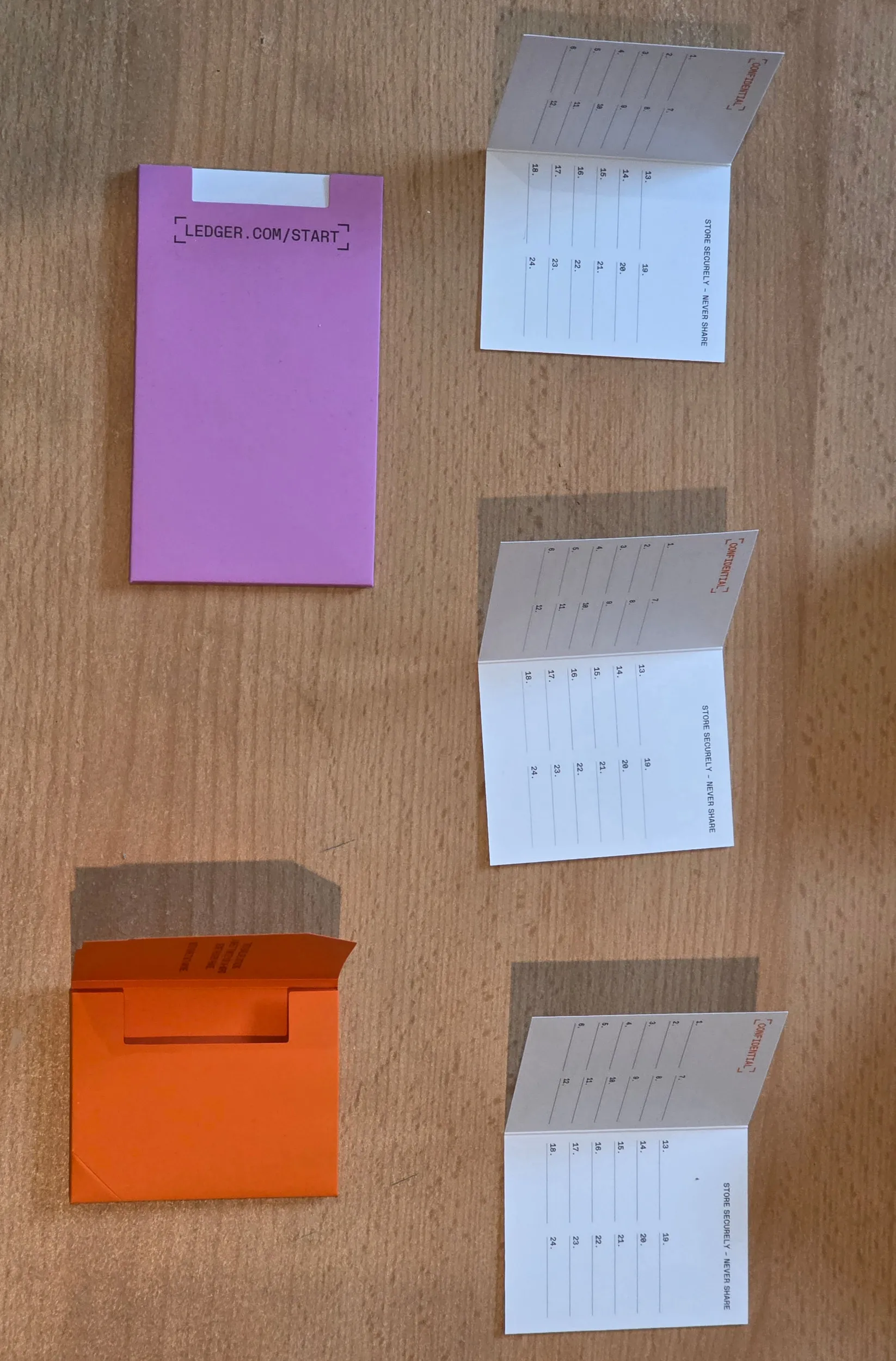 ledger nano s plus pastel pink - slika 6