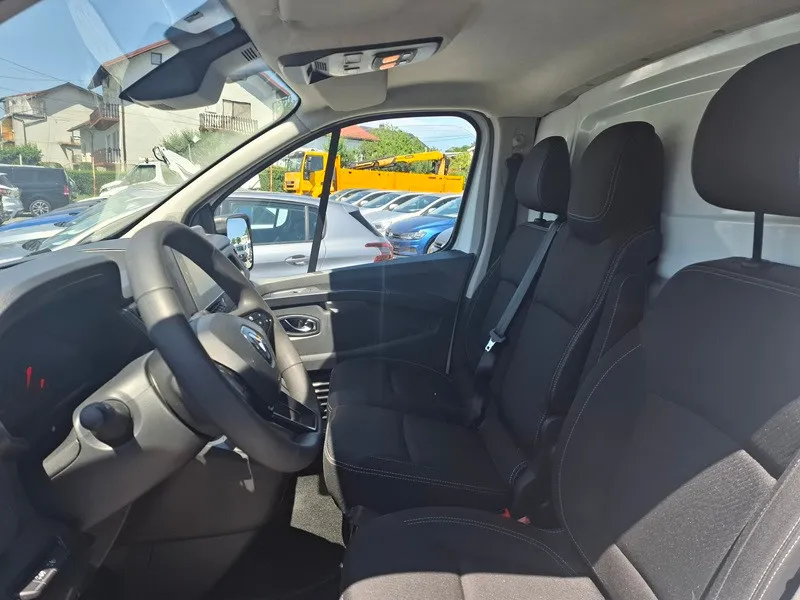 renault trafic 2.0 dci*150ks*klima*krovni nosači* - slika 12