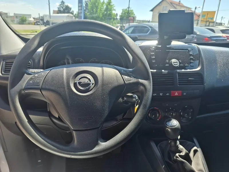 opel combo 1.6 cdti*klima*navigacija* - slika 13