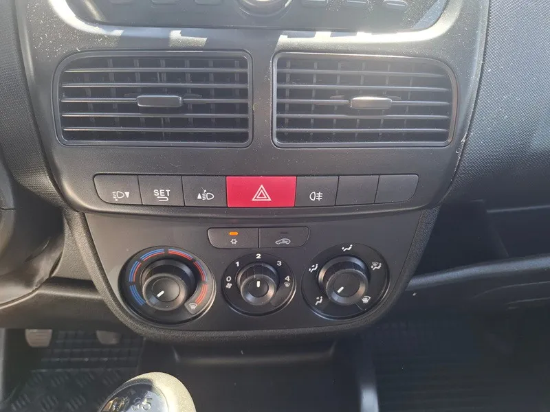 opel combo 1.6 cdti*klima*navigacija* - slika 14