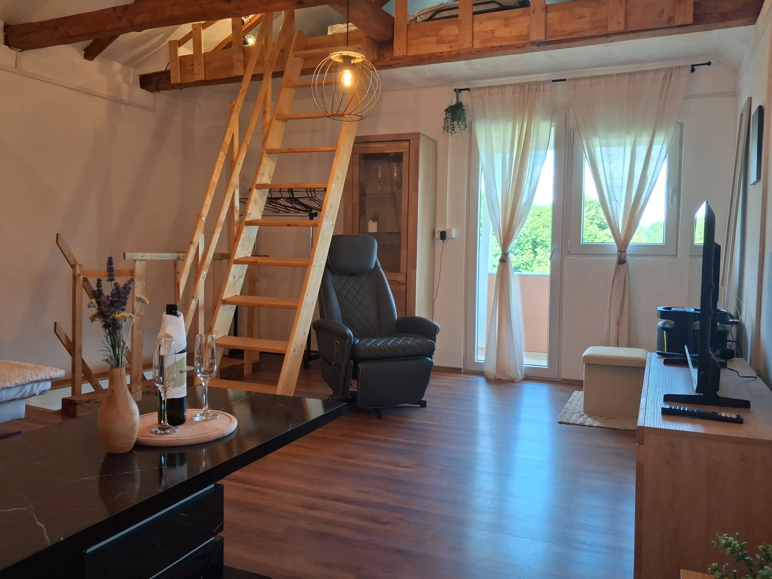 studio apartman stari breg,segovina - slika 2