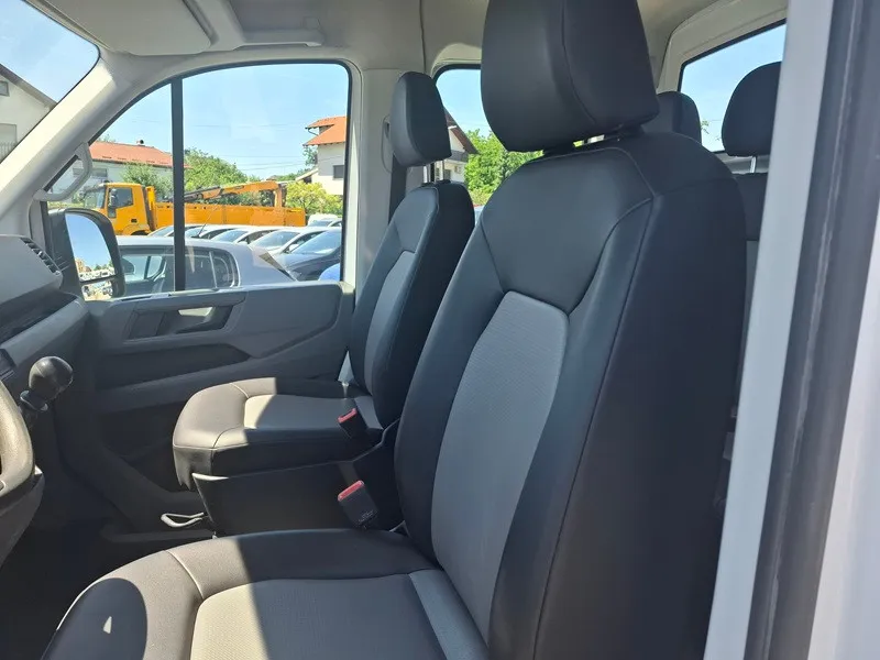 volkswagen crafter 2.0 tdi*140ks*dupla kabina*navigacija*klima* - slika 10