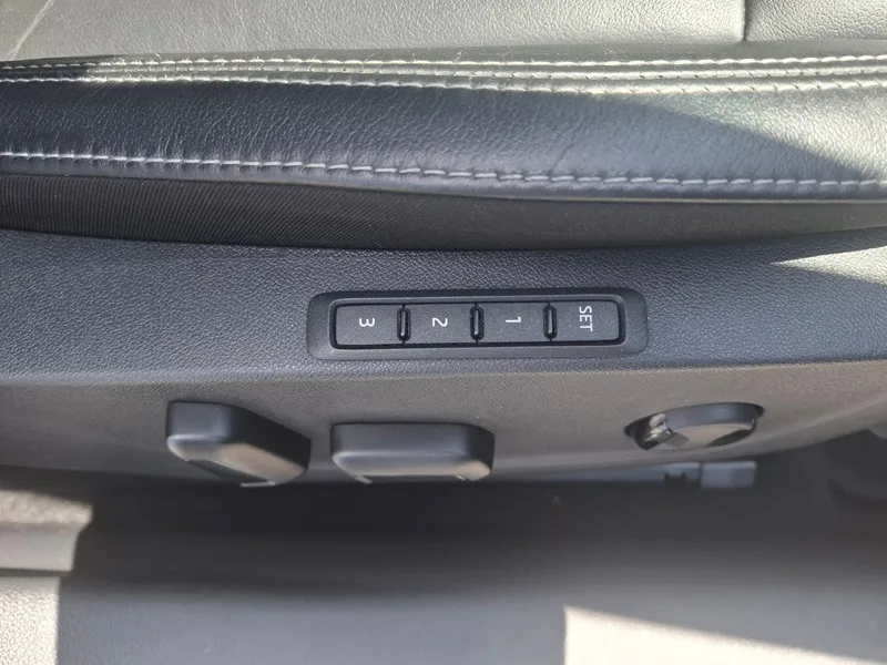 škoda octavia 2.0 tdi*150ks*klima*navigacija*panorama* - slika 14