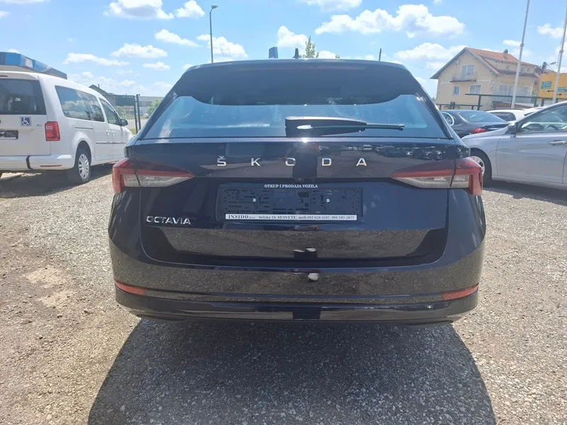 škoda octavia 2.0 tdi*150ks*klima*navigacija*panorama* - slika 5