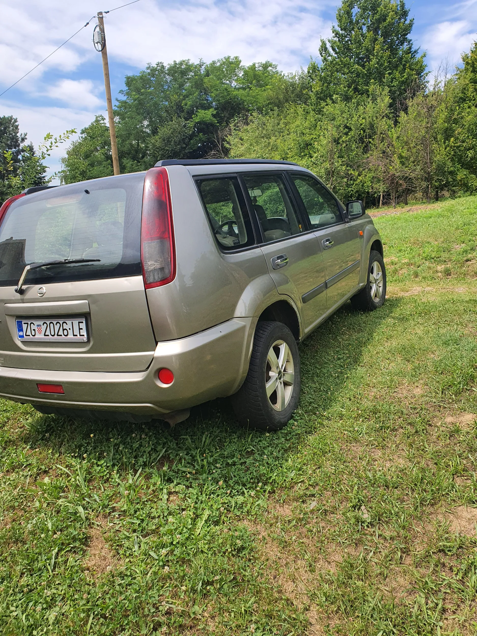 🌟 nissan x-trail 2.2 di 4x4 🌟 - slika 5