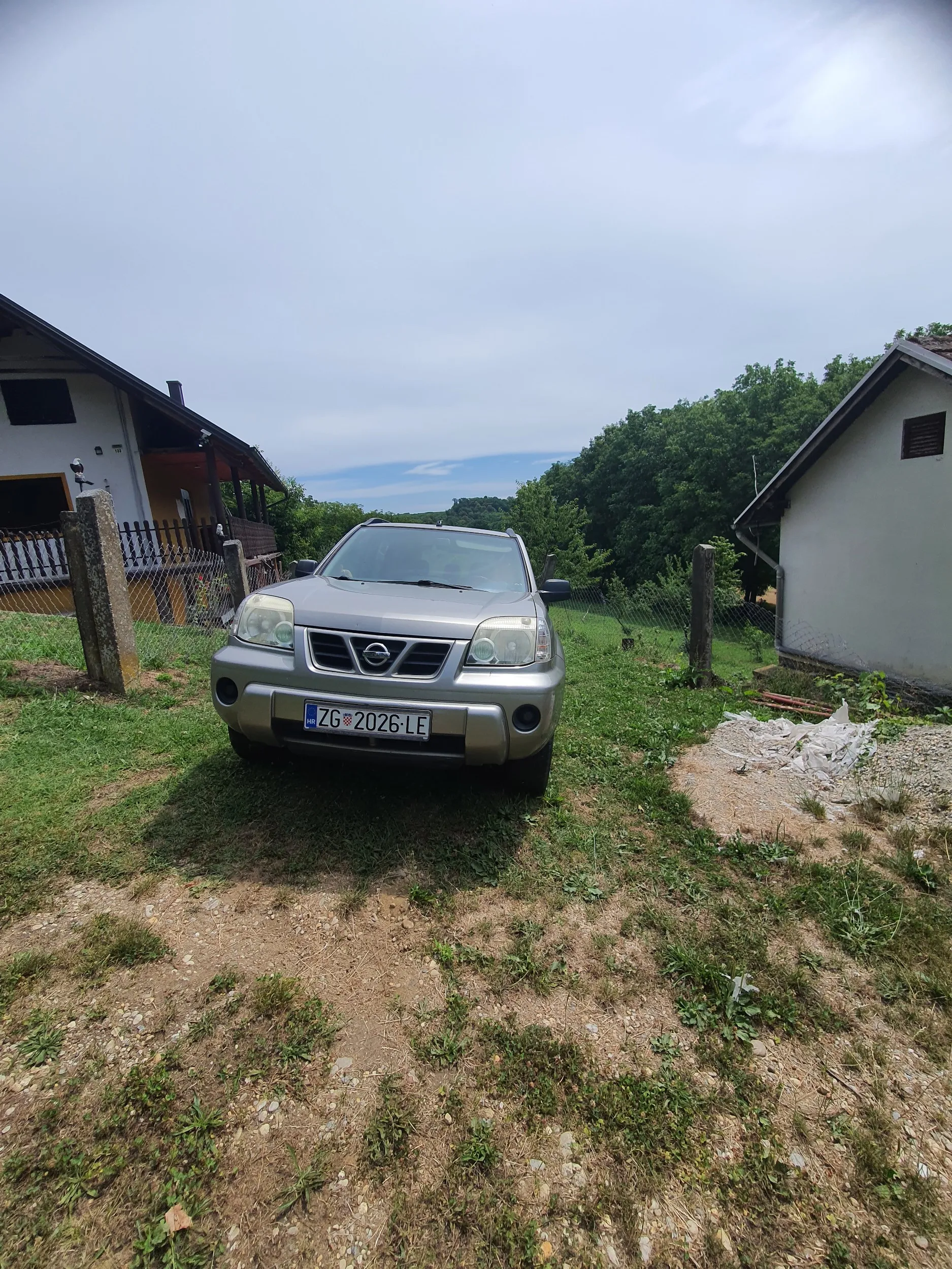 🌟 nissan x-trail 2.2 di 4x4 🌟 - slika 3