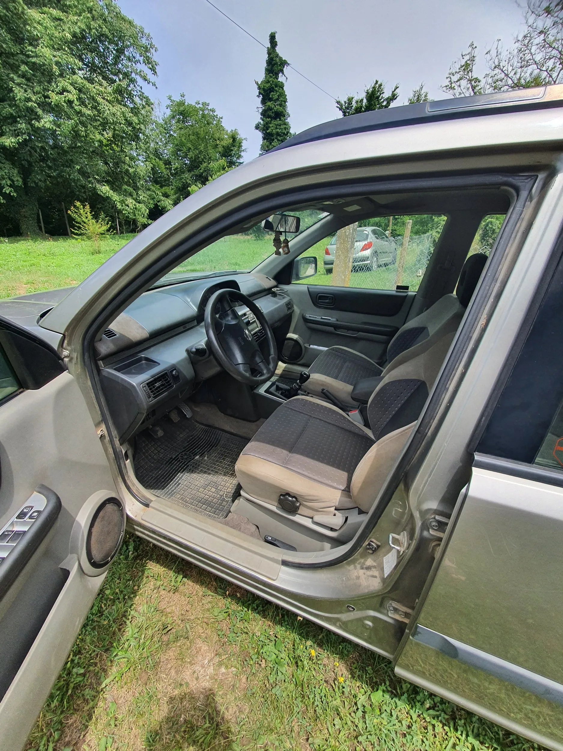 🌟 nissan x-trail 2.2 di 4x4 🌟 - slika 8