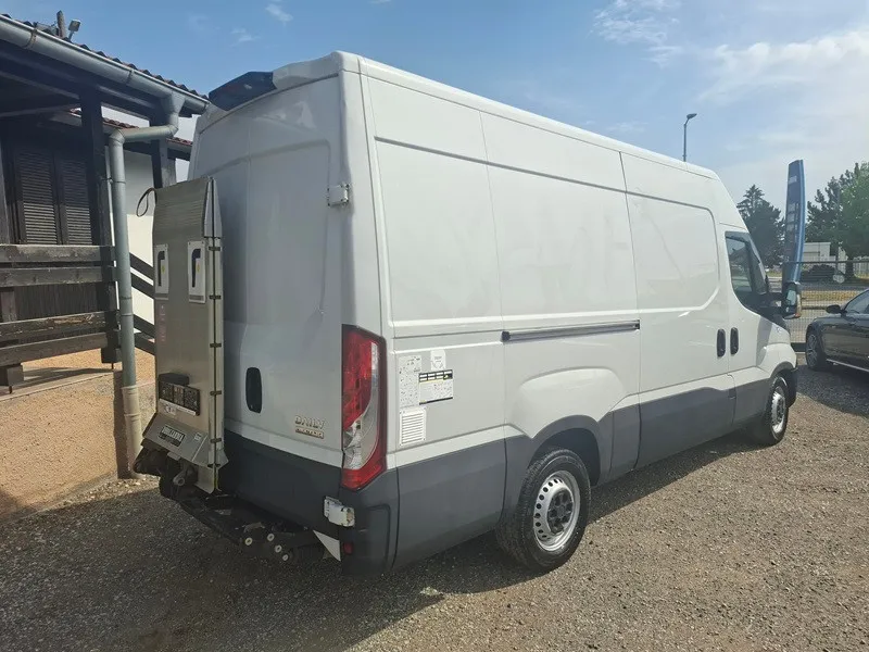 iveco daily 35s14*136ks*utovarna rampa*klima* - slika 5