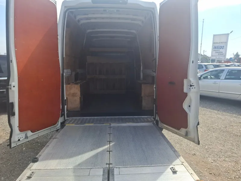 iveco daily 35s14*136ks*utovarna rampa*klima* - slika 7